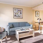 Everness & Ξενοδοχείο 4*