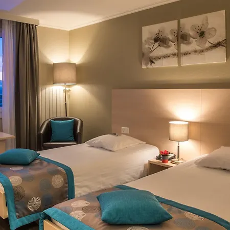 Everness Aquatique Parc 4*