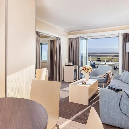 Hotel Everness Aquatique Parc 4*