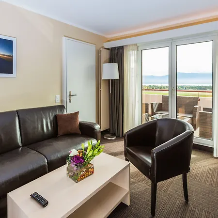 Hotel Everness &