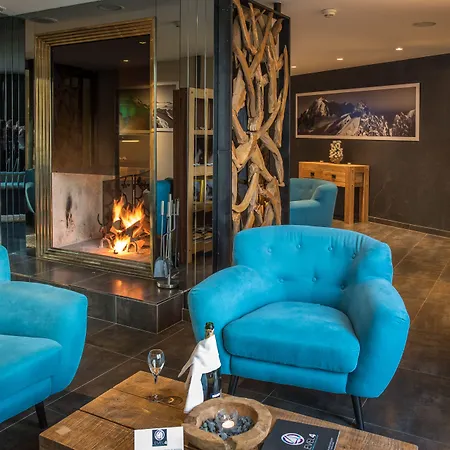 Everness & Ξενοδοχείο 4*