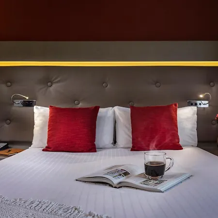 Everness & Hotell 4*