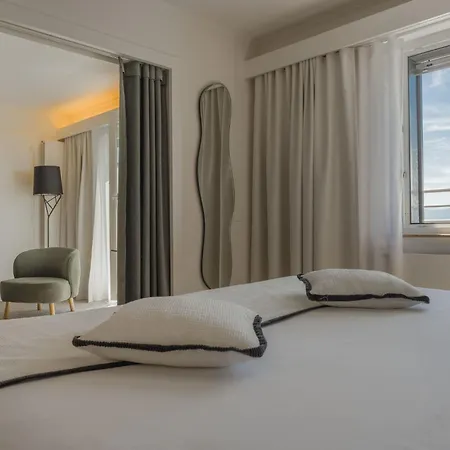 Everness & Hotel Chavannes-de-Bogis