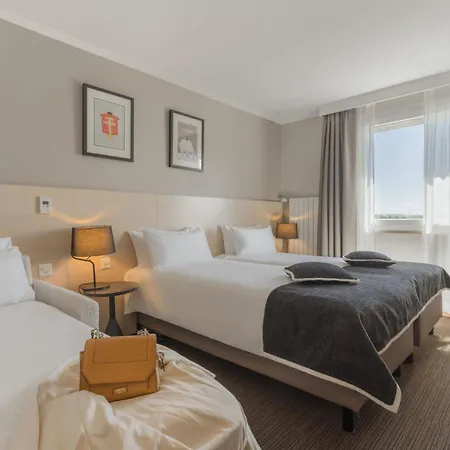 Hotel Everness & Chavannes-de-Bogis