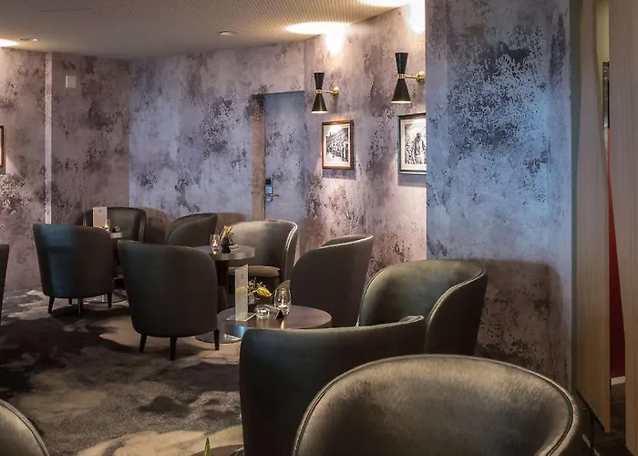 Everness & ホテル 4*