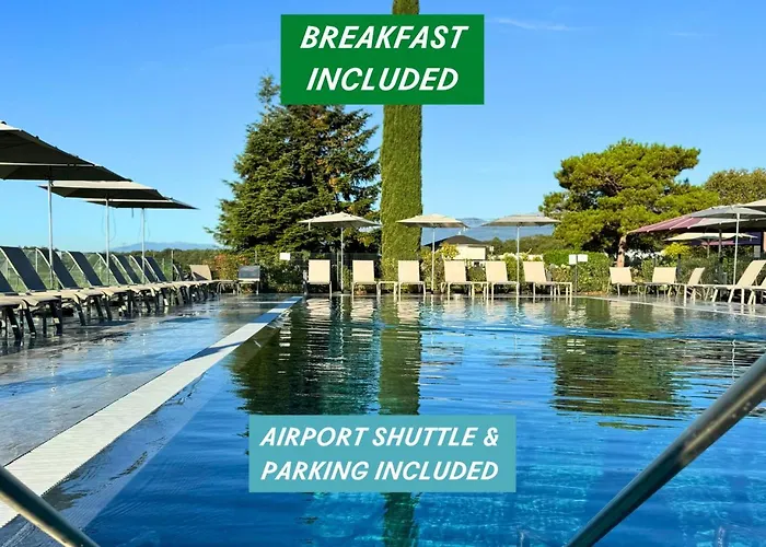 Hotell Everness & 4*