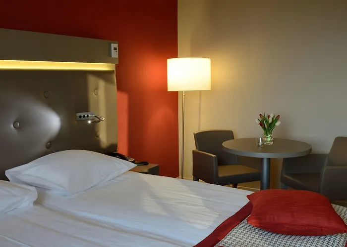 Everness & Hotel Chavannes-de-Bogis