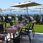 Everness & Otel 4*