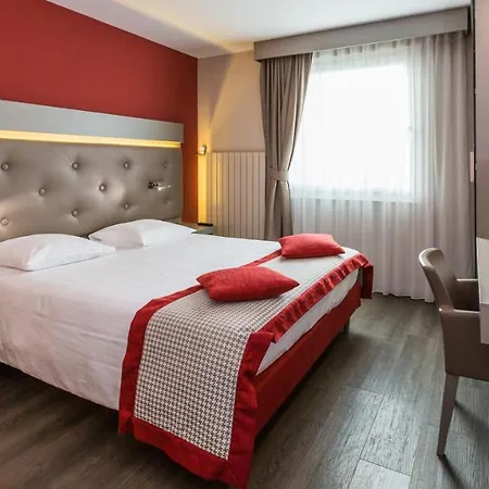 Everness & Otel