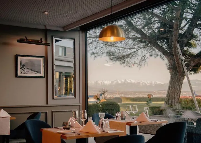 Everness & Hotel Chavannes-de-Bogis